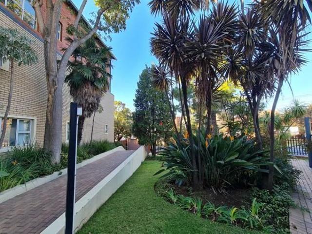 Apartment for rent in Ferndale, Randburg
