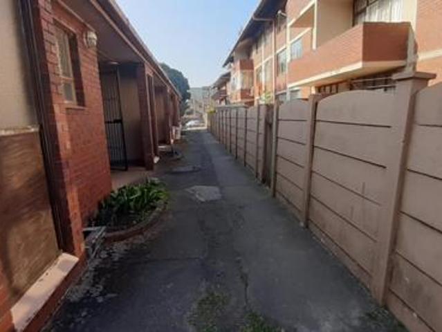 Apartment for rent in Seaview, Kwazulu-natal