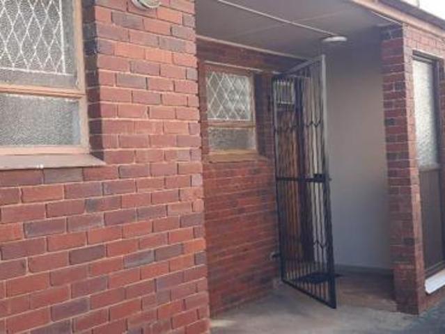 Apartment for rent in Seaview, Kwazulu-natal
