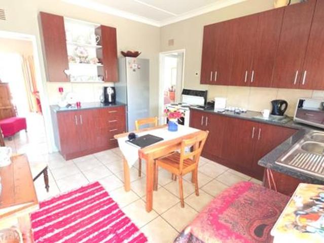 Apartment for sale in Dr Kenneth Kaunda, North West