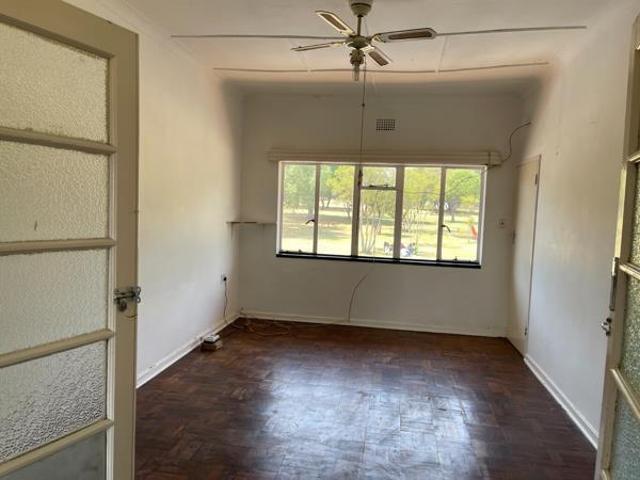 Apartment for rent in Nooitgedacht, Gauteng