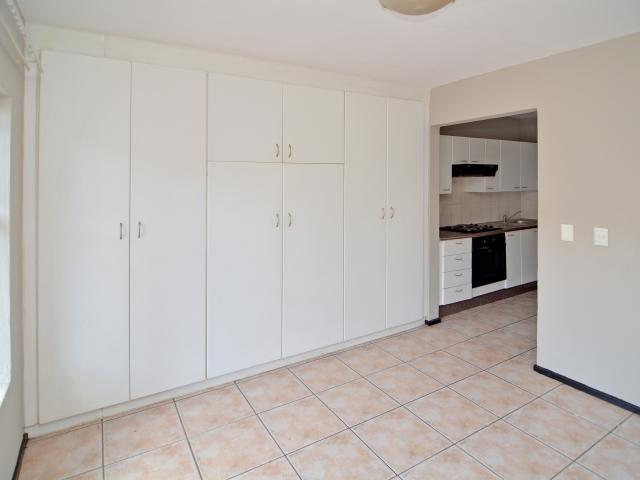 Apartment for rent in Nooitgedacht, Gauteng