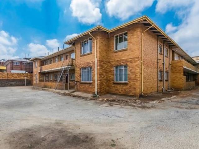 Apartment for rent in Nooitgedacht, Gauteng