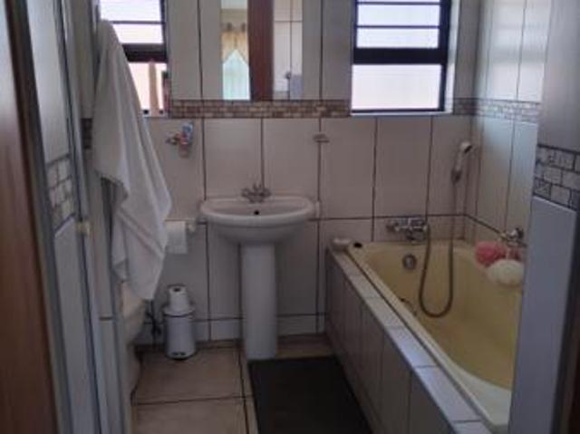 Apartment for sale in West Rand Garden estates, Westonaria Local Municipality