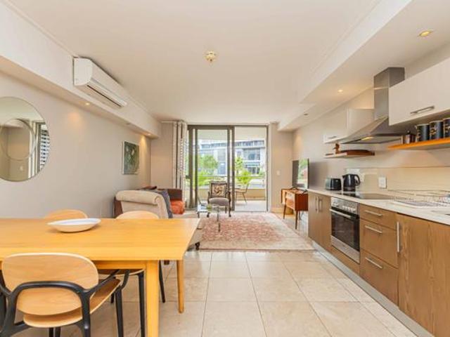 Apartment for sale in Cape Town, Western Cape