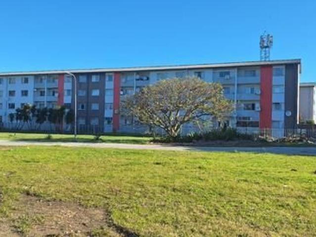 Apartment for rent in Forest Hill, Johannesburg