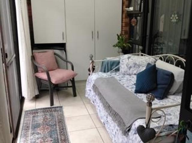 Apartment for sale in Scottburgh, uMdoni Local Municipality