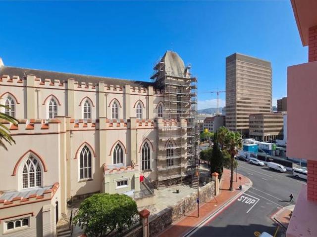 Apartment for sale in Cape Town, Western Cape