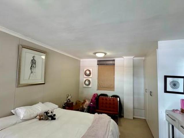 Apartment for sale in Cape Town, Western Cape