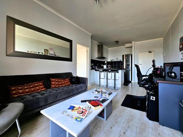 Apartment for sale in Cape Town, Western Cape