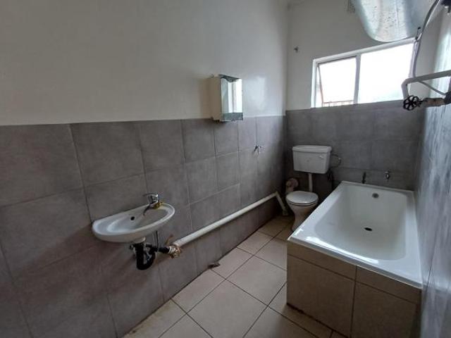 Apartment for rent in Waterkloof, Gauteng