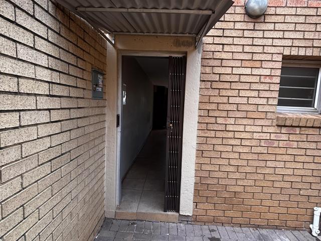 Apartment for rent in Waterkloof, Gauteng