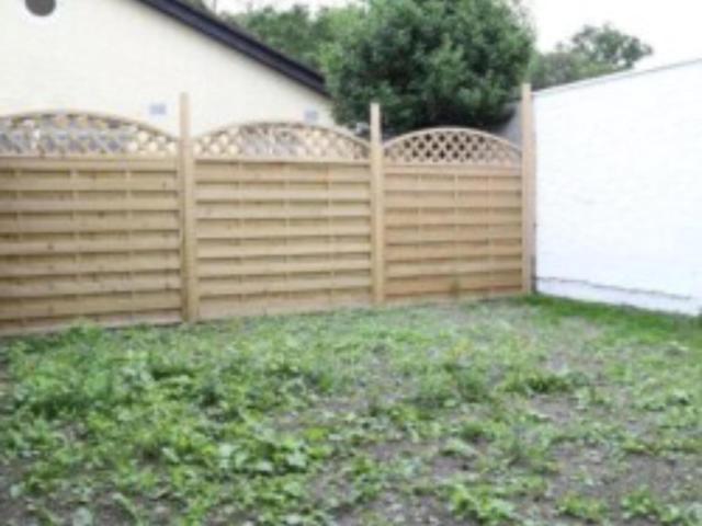 Apartment to rent in Bluebell, North Tipperary