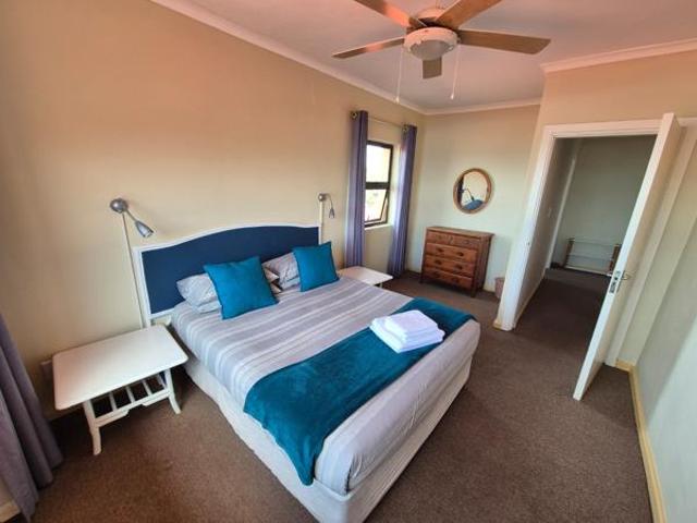 Apartment for sale in Port Edward, Hibiscus Coast Local Municipality
