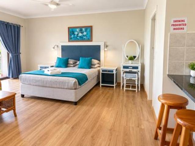 Apartment for sale in Port Edward, Hibiscus Coast Local Municipality
