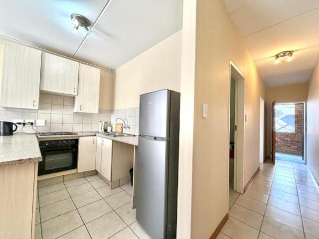 Apartment for sale in Vosloorus, Gauteng