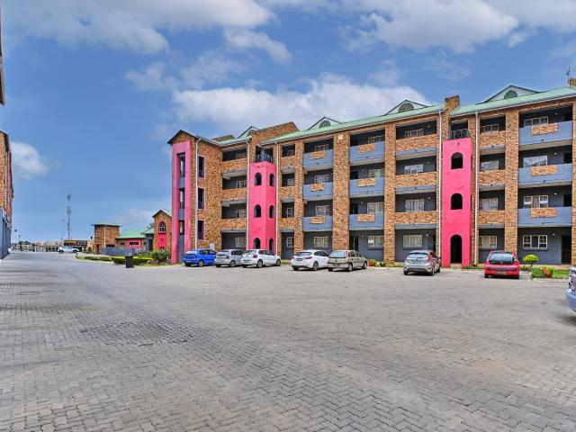 Apartment for sale in Tembisa, Gauteng