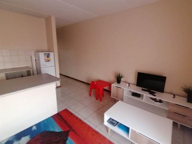 Apartment for sale in Vosloorus, Gauteng