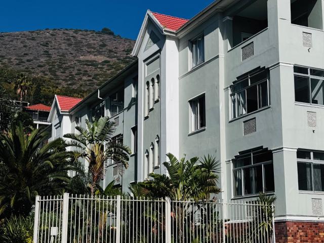 Apartment for sale in Green Point, Cape Town