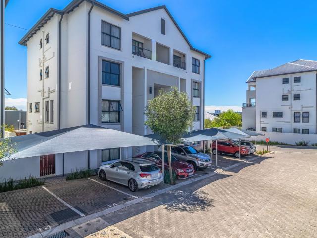 Apartment for sale in Edenvale, City of Ekurhuleni Metropolitan Municipality