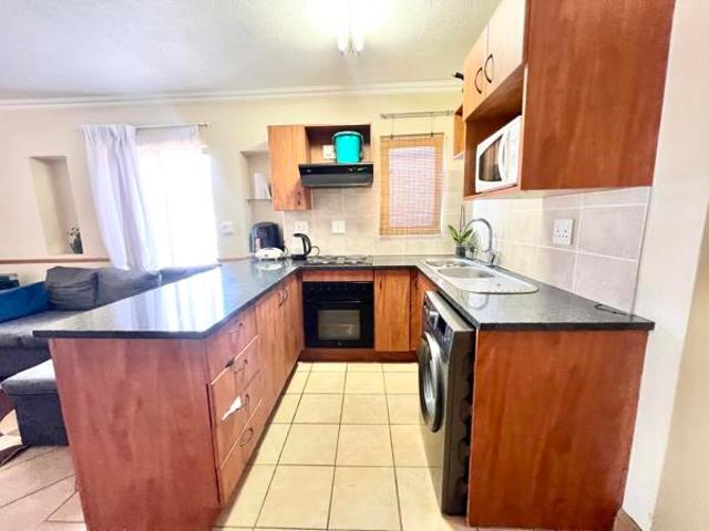 Apartment for sale in Vosloorus, Gauteng