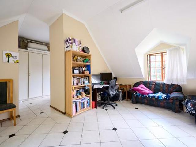 Apartment for sale in Vosloorus, Gauteng