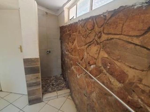 Apartment for rent in North West