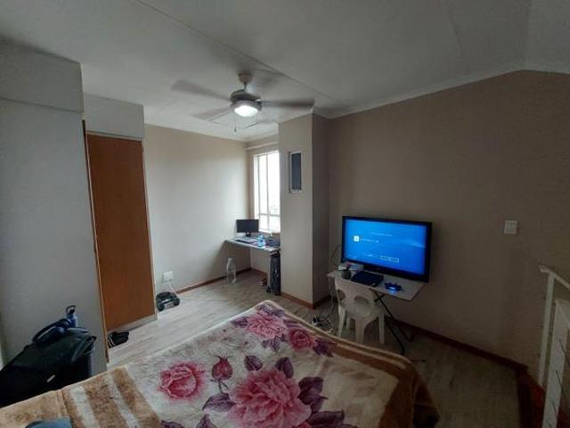 Apartment for rent in Waterkloof, Gauteng
