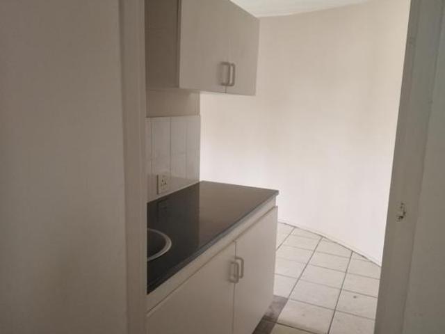 Apartment for rent in Waterkloof, Gauteng