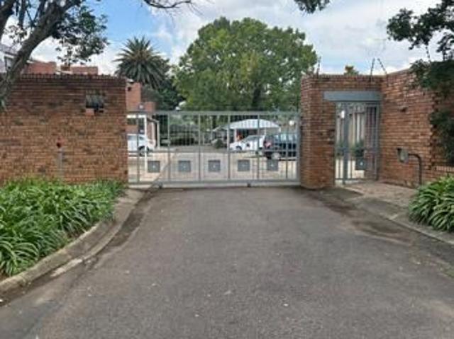Room for rent in Waterkloof, Gauteng