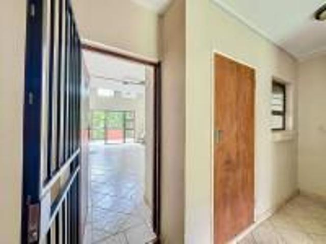 Apartment for rent in Waterkloof, Gauteng