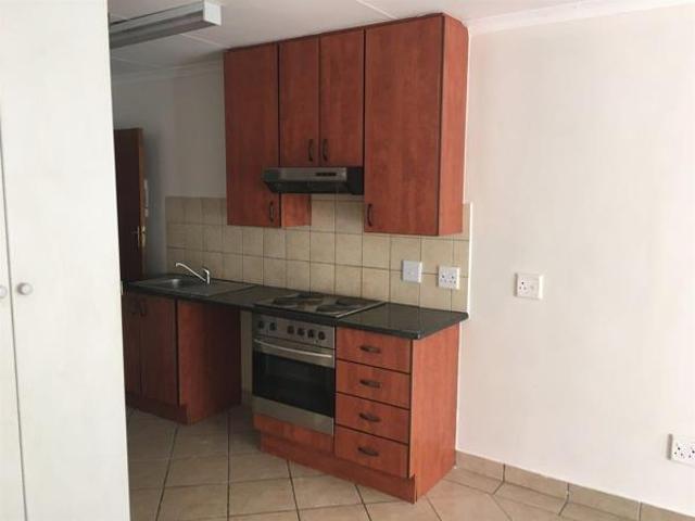 Apartment for rent in Waterkloof, Gauteng