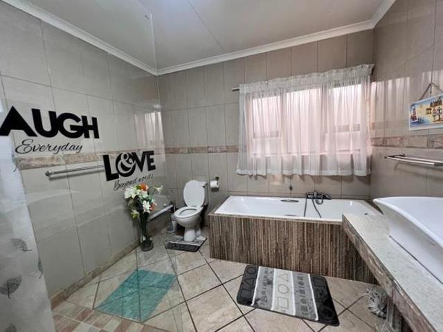 Apartment for rent in Westonaria, Gauteng