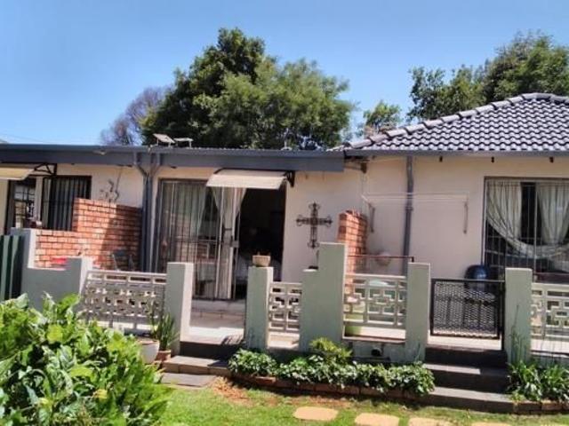 Apartment for rent in Nooitgedacht, Gauteng