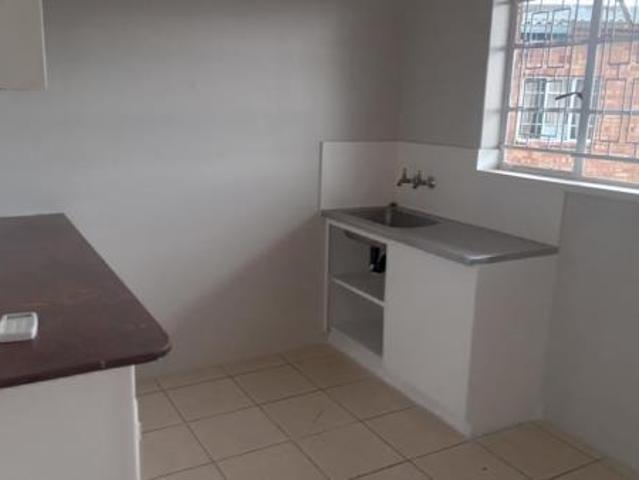 Apartment for rent in Nooitgedacht, Gauteng
