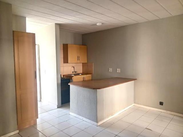 Apartment for rent in Nooitgedacht, Gauteng