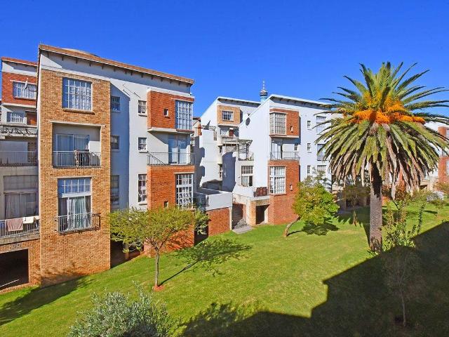 Apartment for sale in Vosloorus, Gauteng