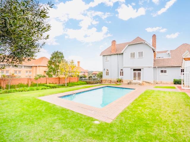 Apartment for sale in Vosloorus, Gauteng