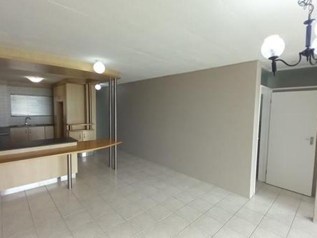 Apartment for sale in Nelson Mandela Bay Ward 18, Nelson Mandela Bay Metropolitan Municipality