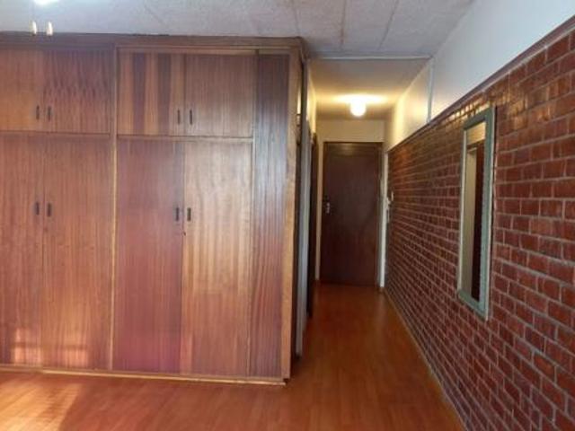 Apartment for sale in Port Elizabeth, Eastern Cape