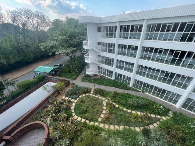 Apartment for rent in Sandton, City of Johannesburg Metropolitan Municipality