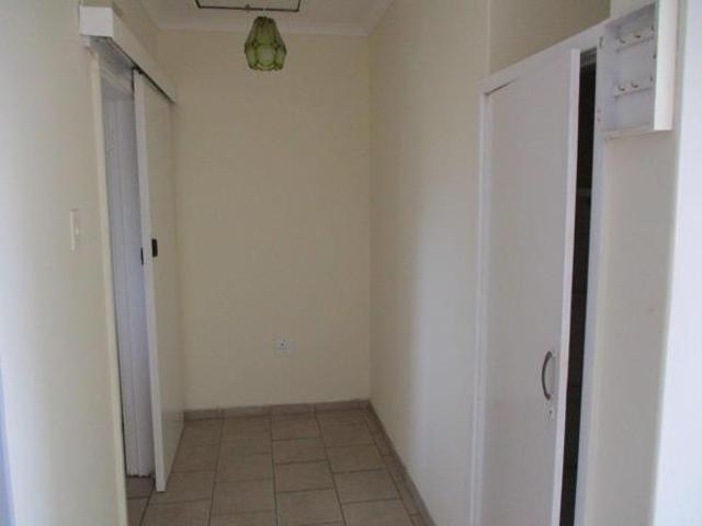 Apartment for rent in Seaview, Kwazulu-natal