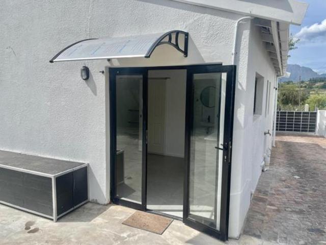 Apartment for rent in Bergsig, Durbanville