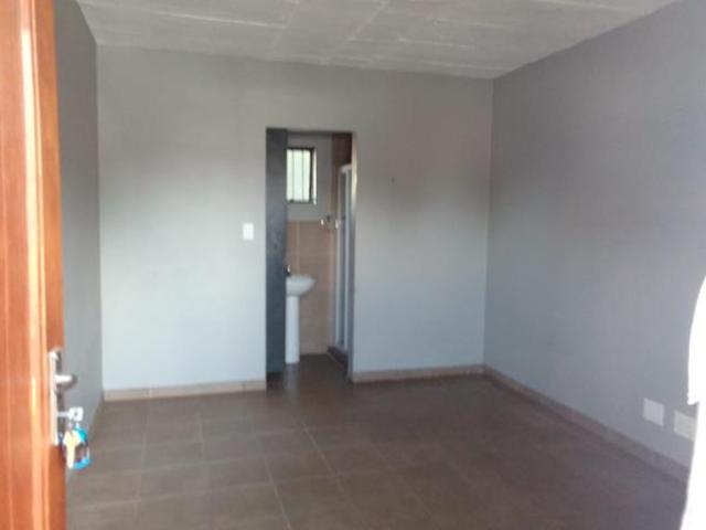 Apartment for rent in Waterkloof, Gauteng
