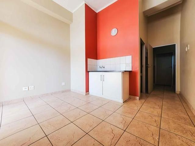 Room for rent in Vosloorus, Gauteng