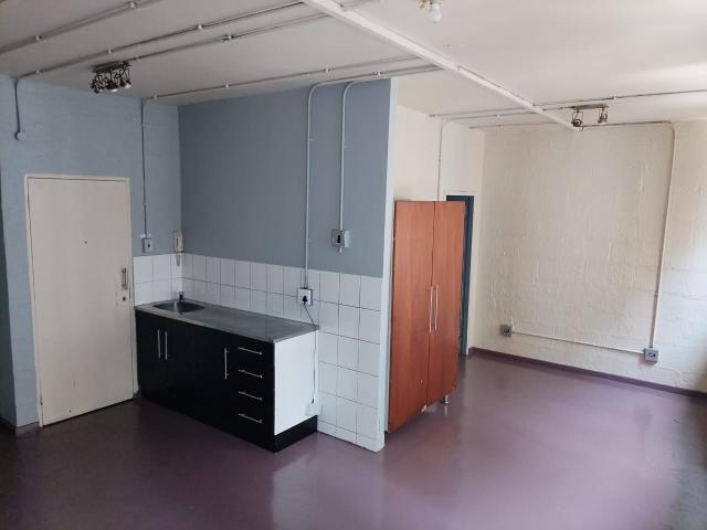 Apartment for sale in Vosloorus, Gauteng