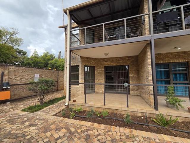 Apartment for sale in Potchefstroom, Tlokwe Local Municipality
