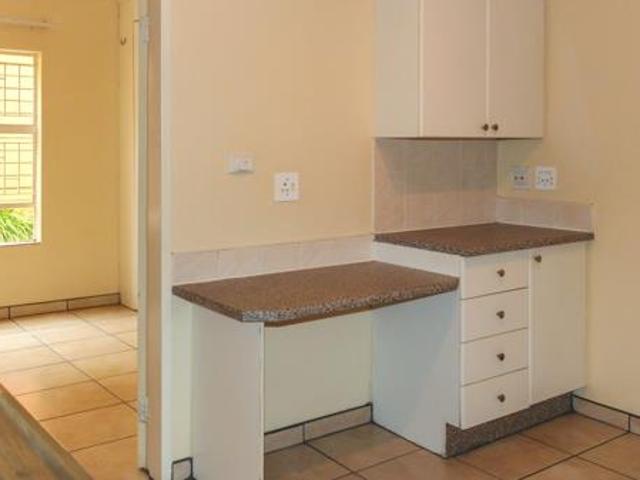 Apartment for sale in Dr Kenneth Kaunda, North West