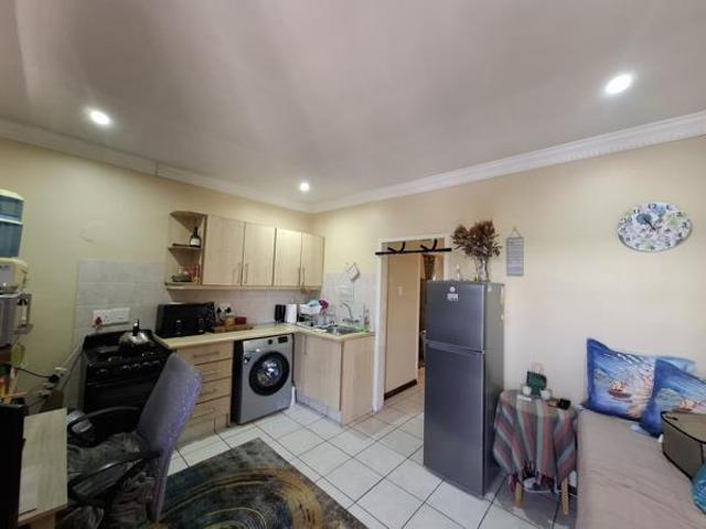 Apartment for sale in Dr Kenneth Kaunda, North West