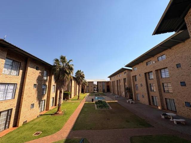 Apartment for sale in Dr Kenneth Kaunda, North West